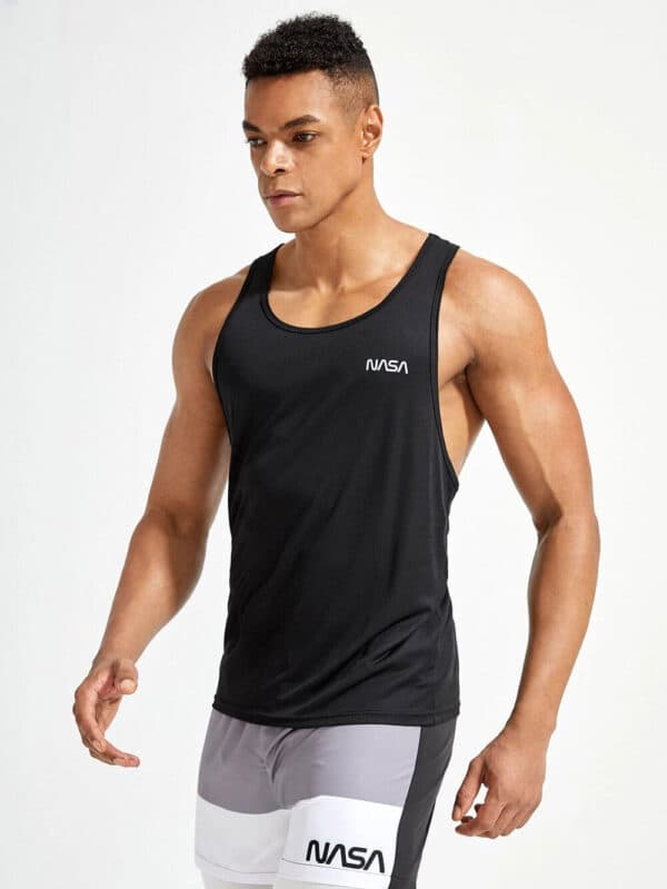 Sleeveless tank t-shirt